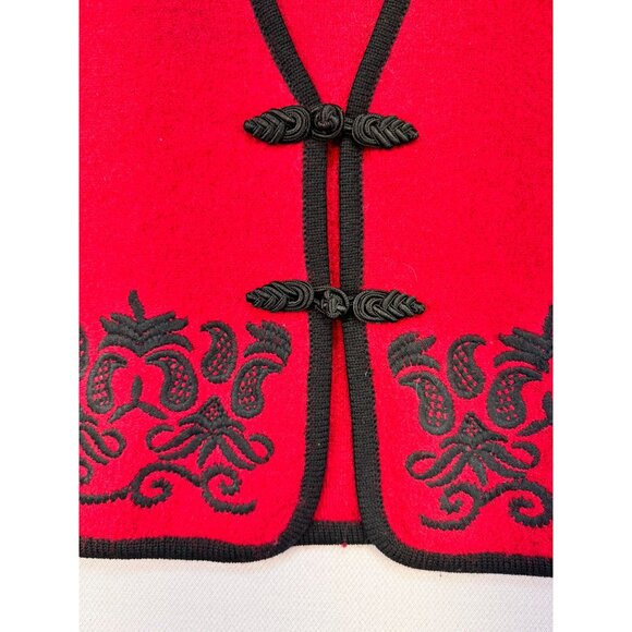 Carroll Reed Womens Wool Vest XL Red & Black Embroidered Design - Picture 4 of 10